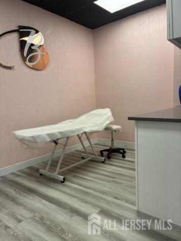 1677 Nj 27 Edison NJ 08817