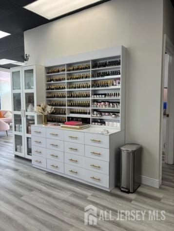 1677 Nj 27 Edison NJ 08817