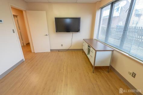 622 Georges Road North Brunswick NJ 08902