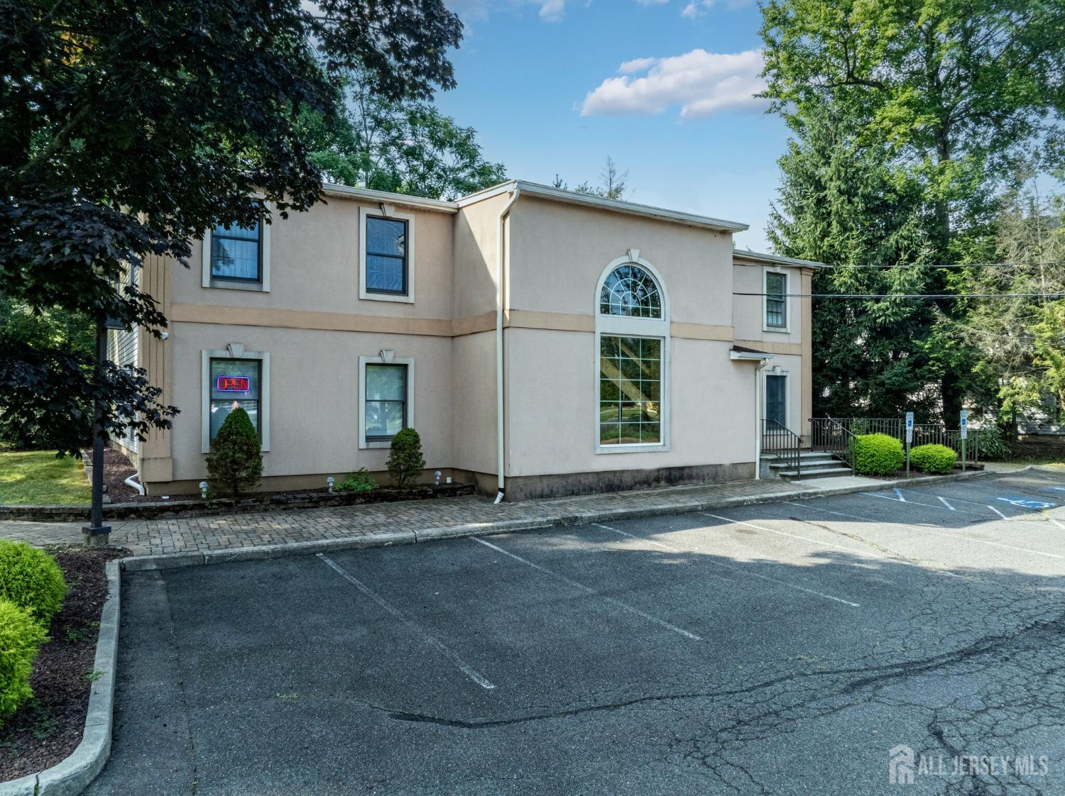 1562 Us Highway 130 Highway North Brunswick NJ 08902