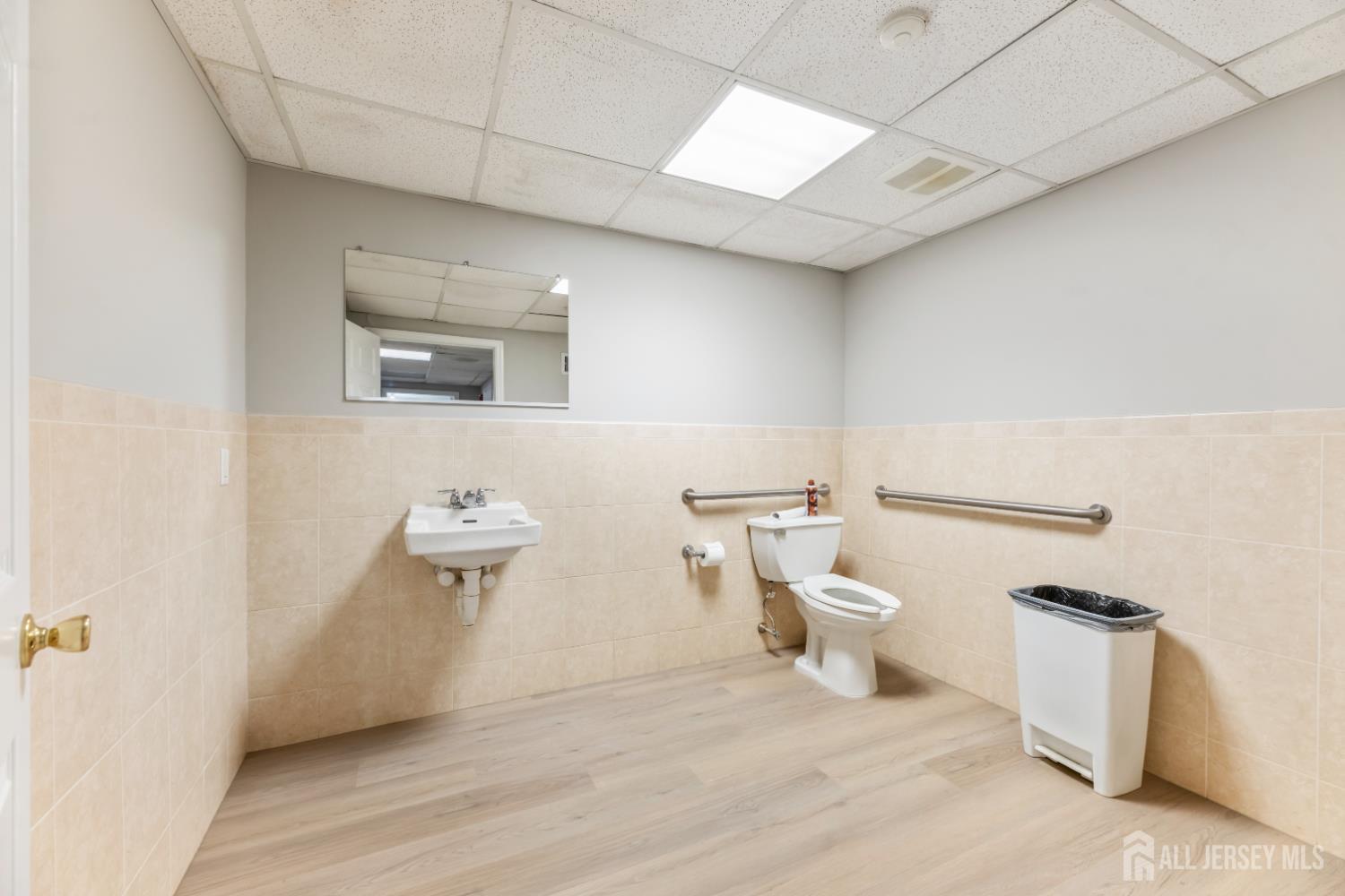 533 Main Street Spotswood NJ 08884