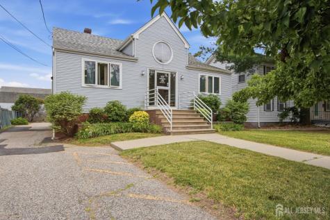 217 Main Street Woodbridge Proper NJ 07095