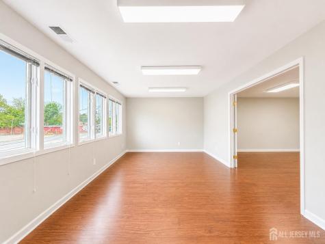 522 State Route 18 Highway East Brunswick NJ 08816