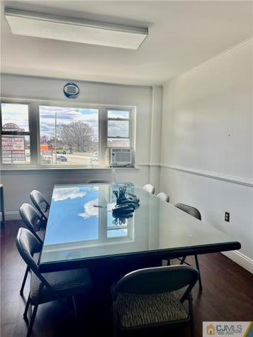 226 Us 1 Highway Edison NJ 08817