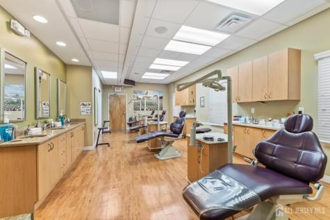 1648 Us-130 Highway North Brunswick NJ 08902