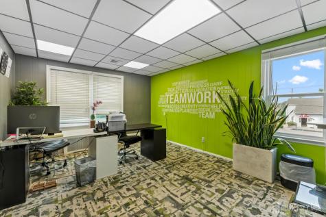 1648 Us-130 Highway North Brunswick NJ 08902