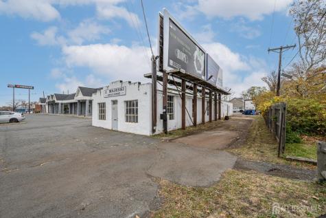 988 Spruce Street Lawrence NJ 08648
