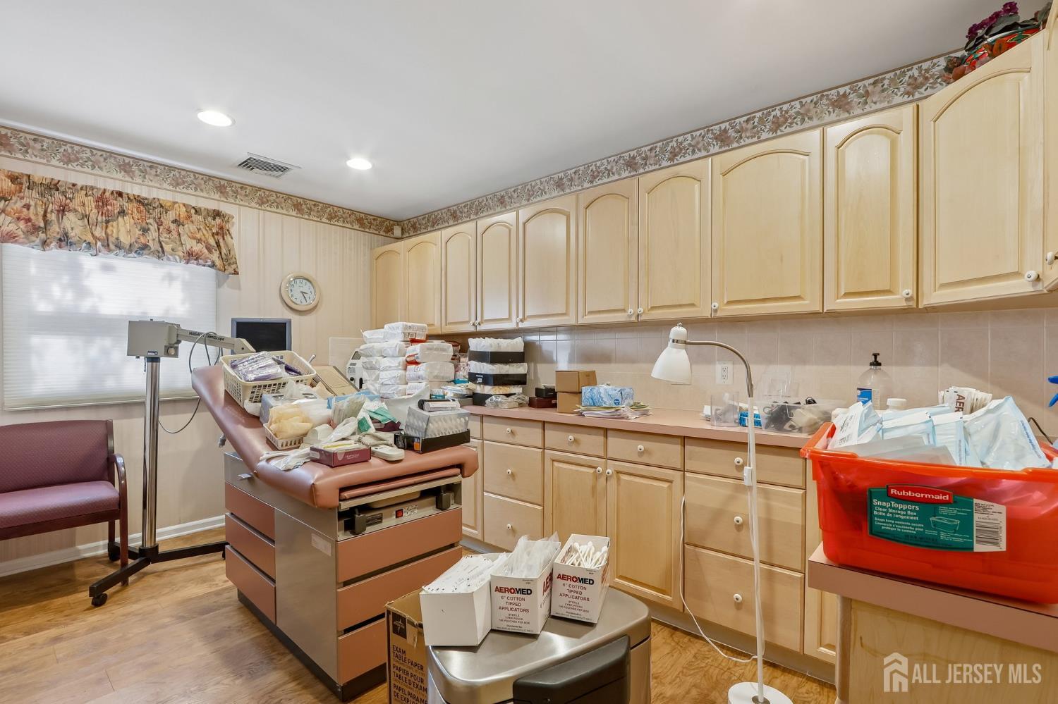 1005 Green Street Iselin NJ 08830