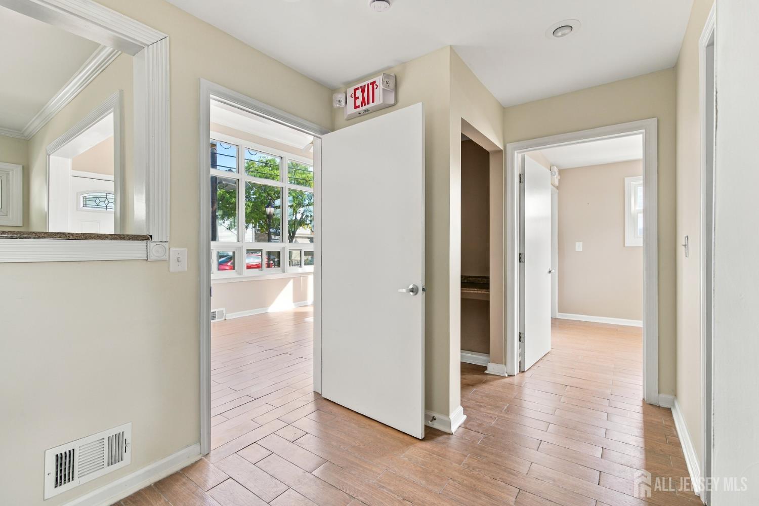 283 Washington Avenue Carteret NJ 07008