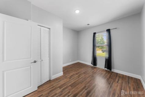 476 Bloy Street Hillside NJ 07205
