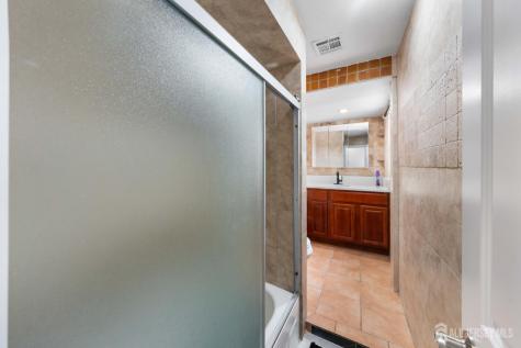 476 Bloy Street Hillside NJ 07205