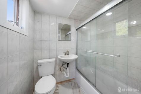 476 Bloy Street Hillside NJ 07205