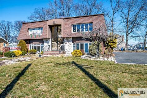 894 Green Street Iselin NJ 08830