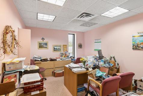 1299 Us Route 22 Highway E Mountainside NJ 07092