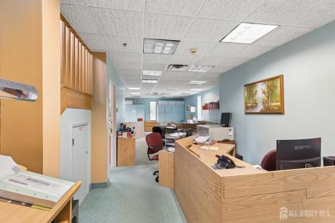 1299 Us Route 22 Highway E Mountainside NJ 07092