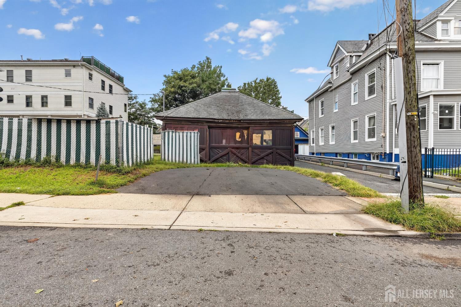 163-165 Livingston Avenue New Brunswick NJ 07004