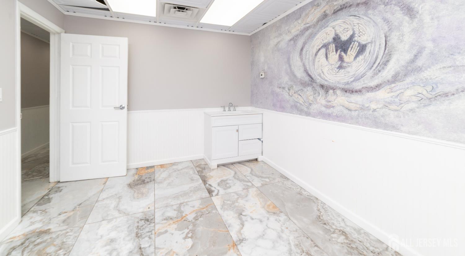 239 Avenel Street Avenel NJ 07001