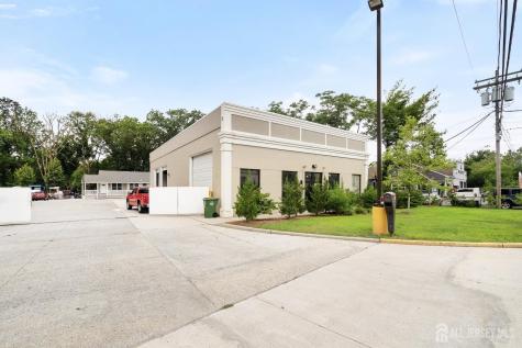 1965 35 Route Sayreville NJ 08871