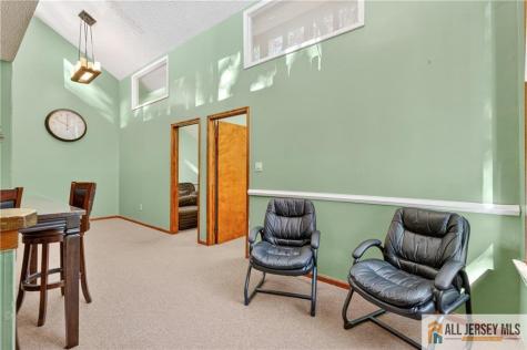 6 Brunswick Woods Drive East Brunswick NJ 08816