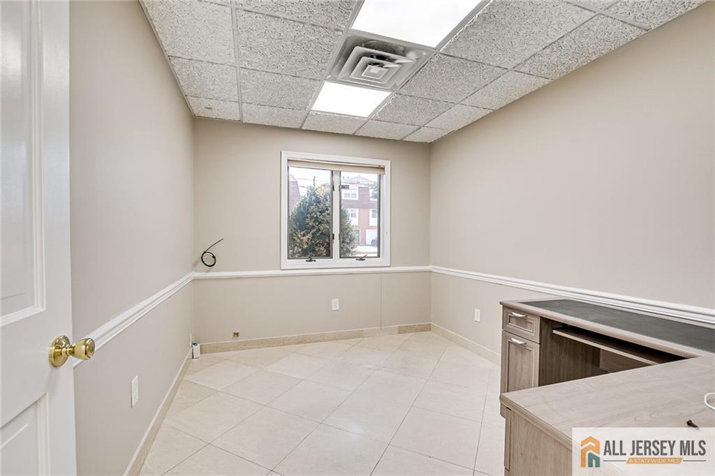 894 Green Street Iselin NJ 08830