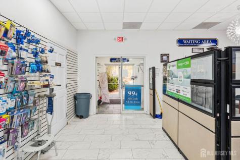 111111 Cnty Road Route Manchester NJ 08759