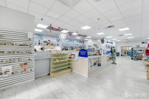 111111 Cnty Road Route Manchester NJ 08759
