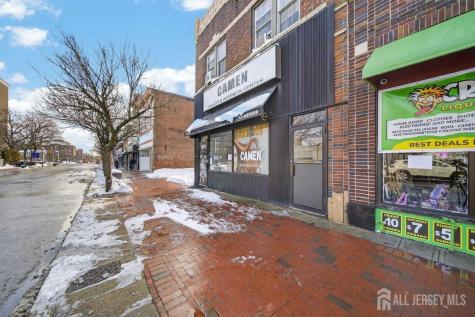 85 Smith Street Perth Amboy NJ 08861