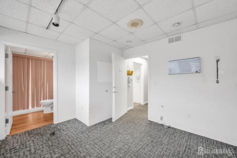 46 E Somerset Street E Raritan NJ 08869
