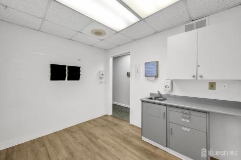 46 E Somerset Street E Raritan NJ 08869