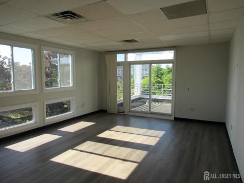 981 State Route 33 W Monroe NJ 08831
