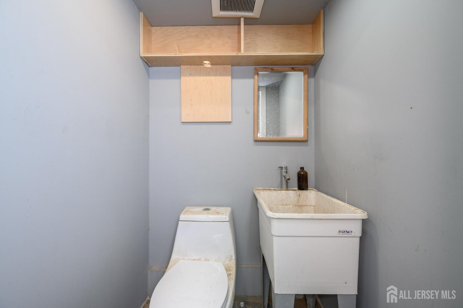 172 Lyon Street Paterson NJ 07524