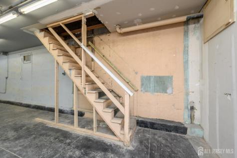 172 Lyon Street Paterson NJ 07524