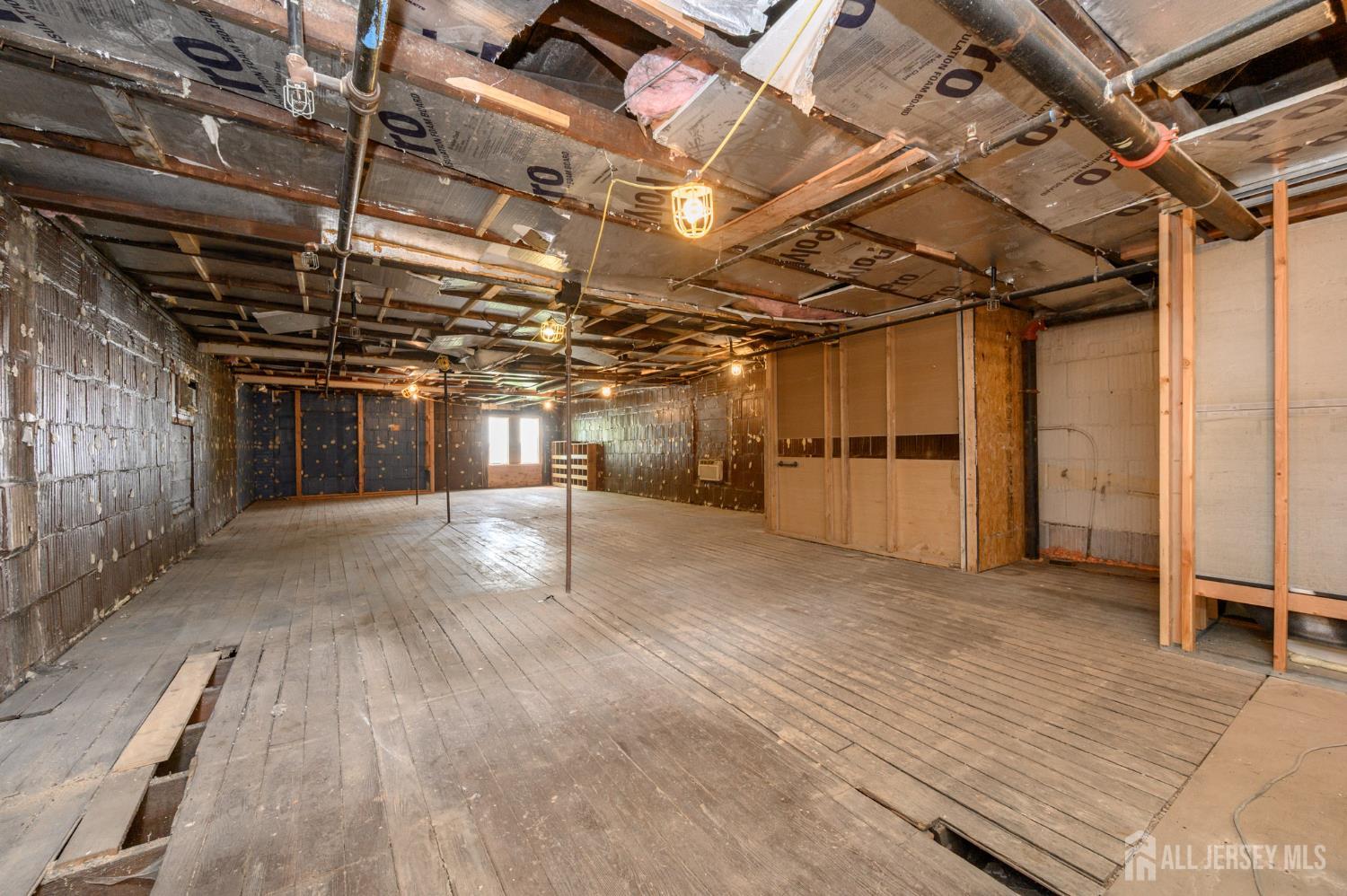 172 Lyon Street Paterson NJ 07524