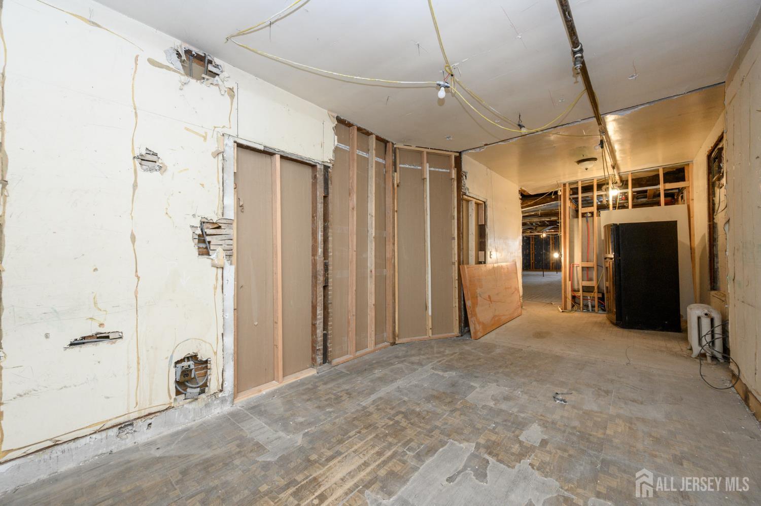 172 Lyon Street Paterson NJ 07524