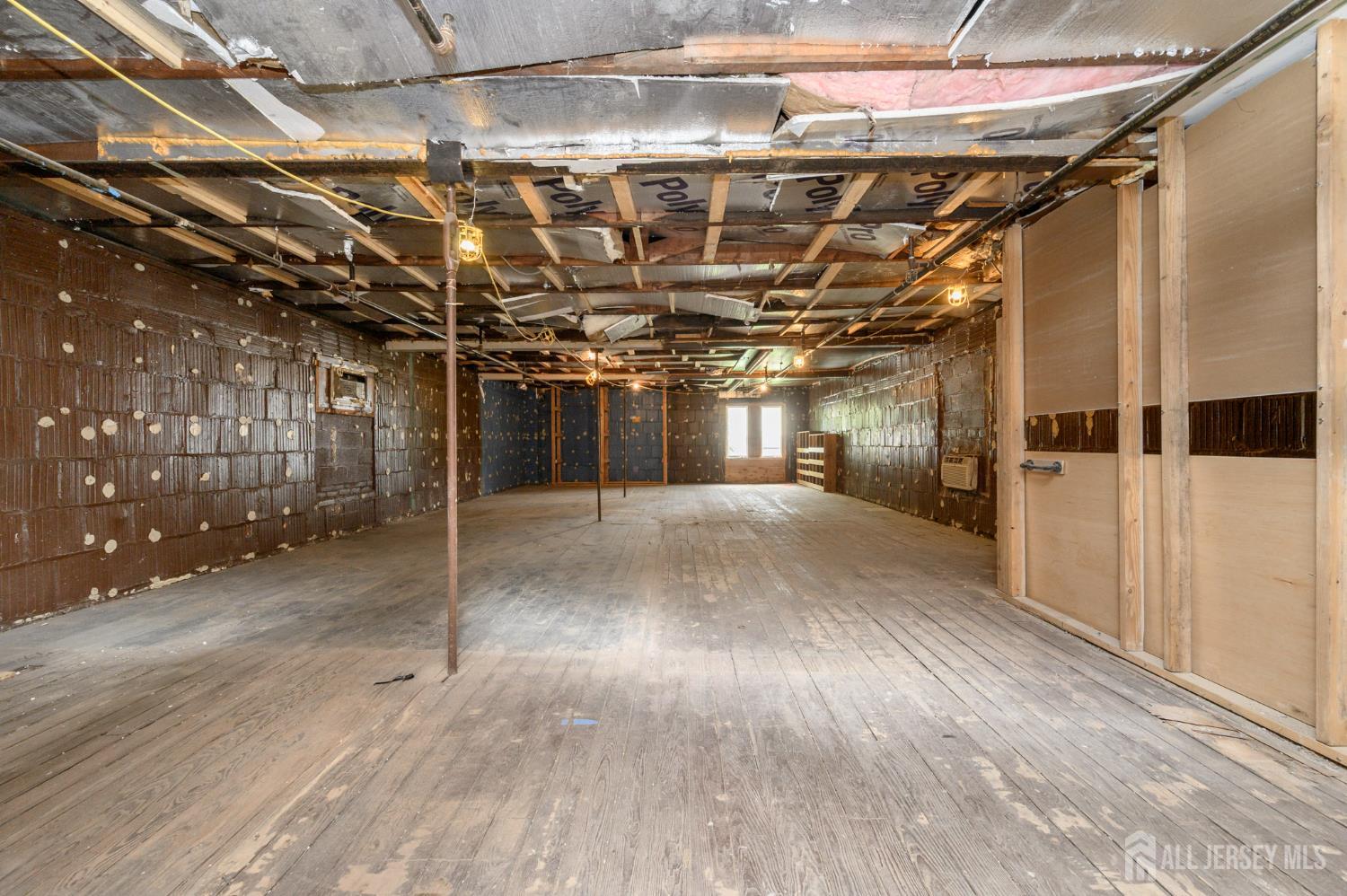 172 Lyon Street Paterson NJ 07524