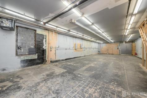 172 Lyon Street Paterson NJ 07524