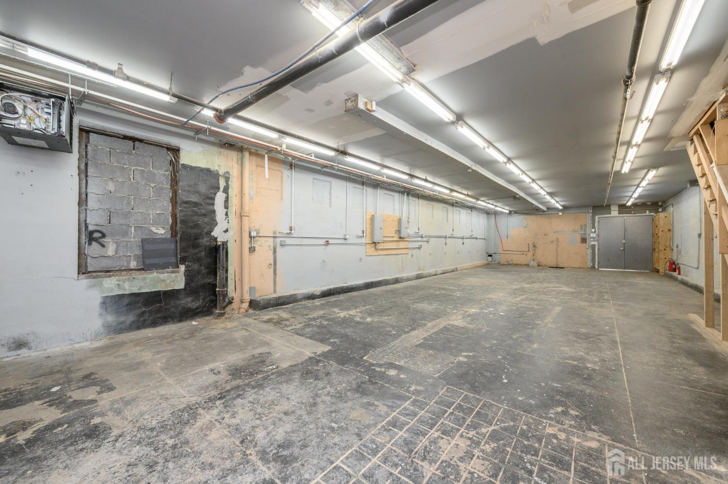 172 Lyon Street Paterson NJ 07524