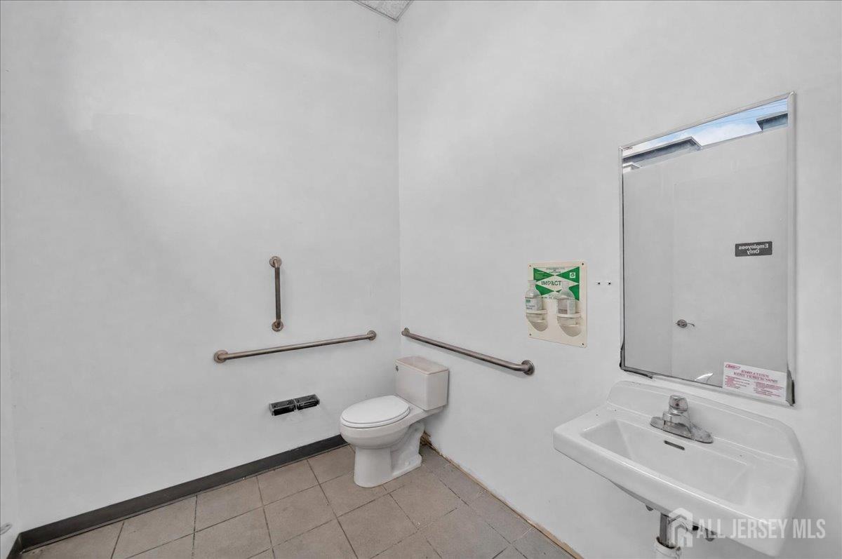 553 Sayre Avenue Perth Amboy NJ 08861