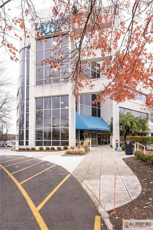 2 State Route 27 Highway Edison NJ 08820