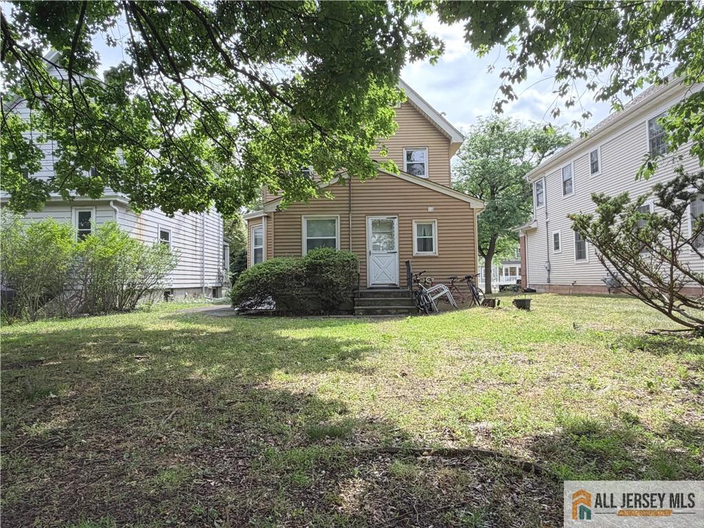 105 N 3rd Avenue Highland Park NJ 08904