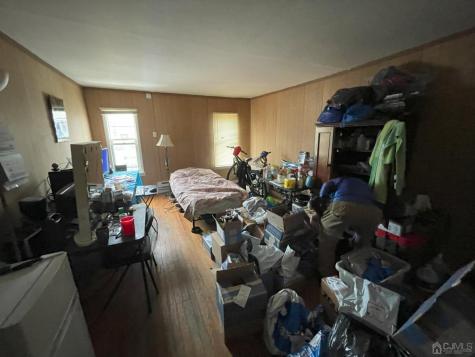 79 Whitehead Avenue South River NJ 08882