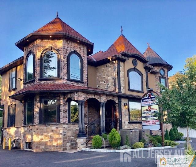 1914 Oak Tree Road Edison NJ 08820