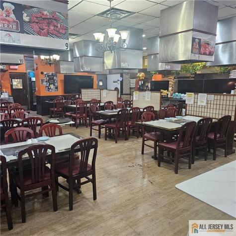 518 Old Post Road Edison NJ 08817