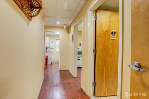 206 Bridge Street Metuchen NJ 08840