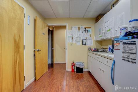 206 Bridge Street Metuchen NJ 08840