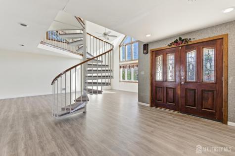 1818 Oak Tree Road Edison NJ 08820