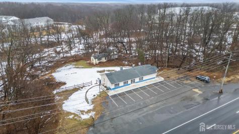 320 State Route 33 Manalapan NJ 07726