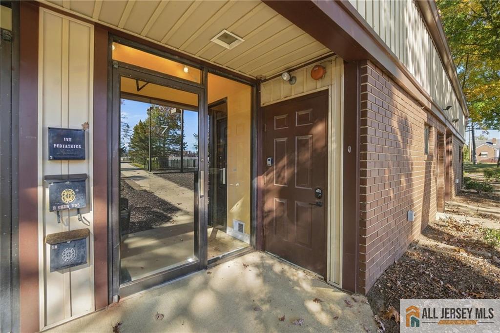 7 Brunswick Woods Drive East Brunswick NJ 08816