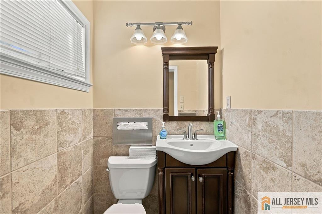 7 Brunswick Woods Drive East Brunswick NJ 08816