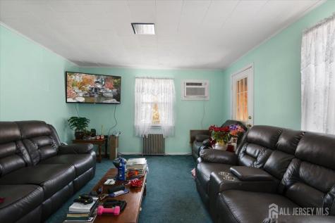 690 Rahway Avenue Woodbridge Proper NJ 07095